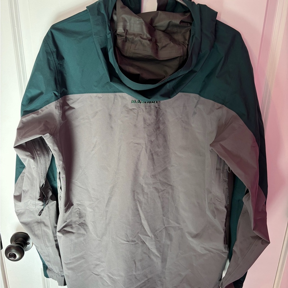 Mammut Men's Forest Green and Light Gray Hooded Raincoat - Picture 4 of 4
